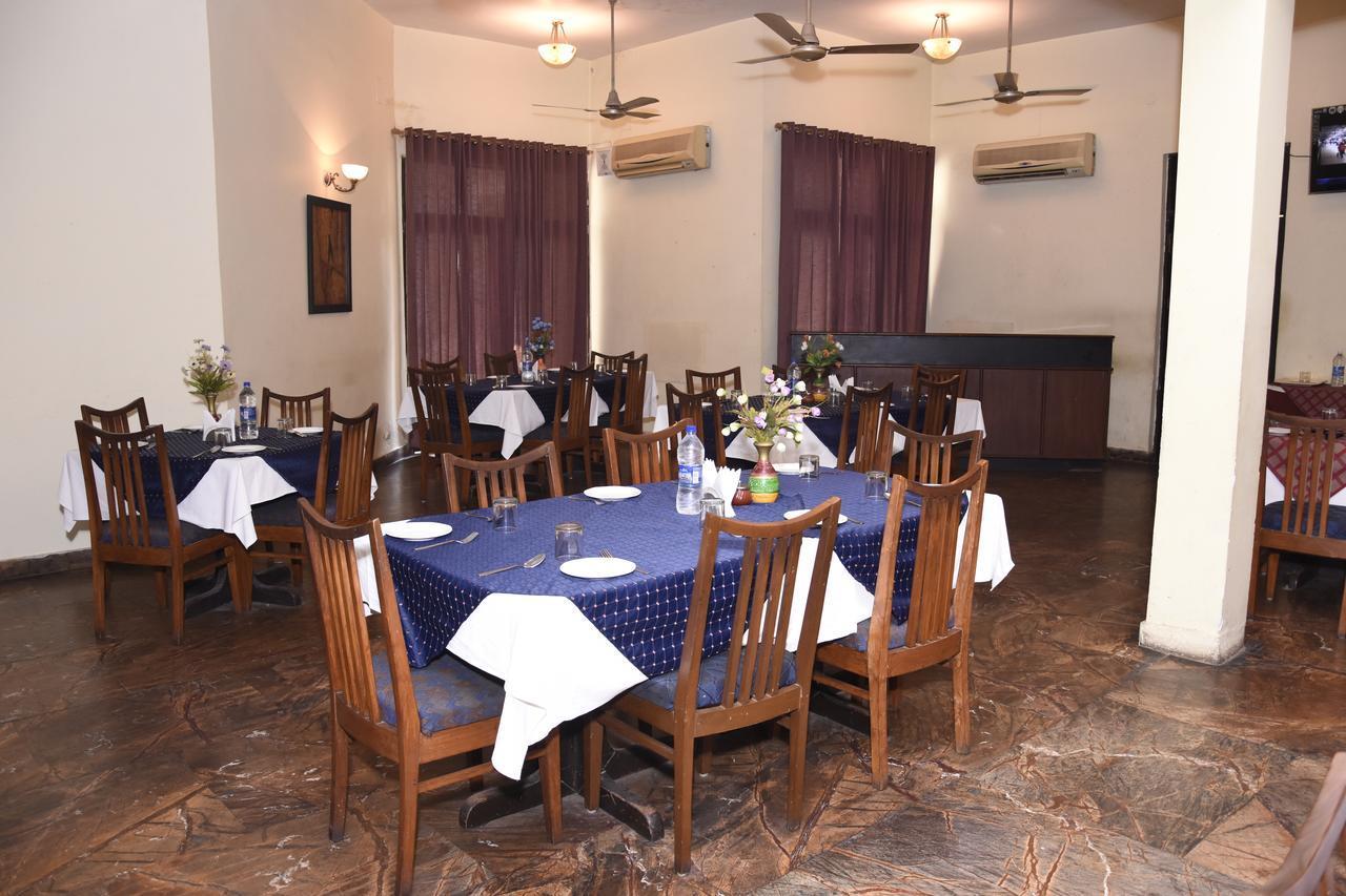 Modipur Hotel Rāmpur 外观 照片